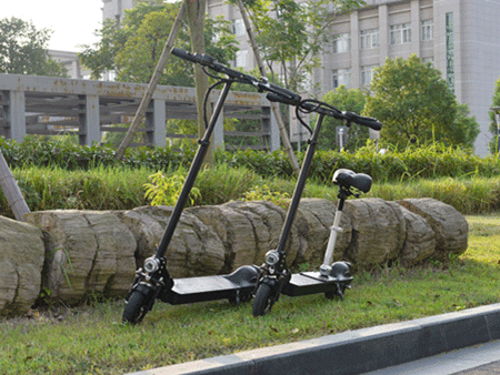 共享電動滑板車陸續入駐大學校園，意味著什么？